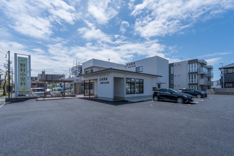 辻村薬局ひがしわき店様（木造施設建築）