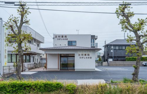 辻村薬局ひがしわき店様（木造施設建築）